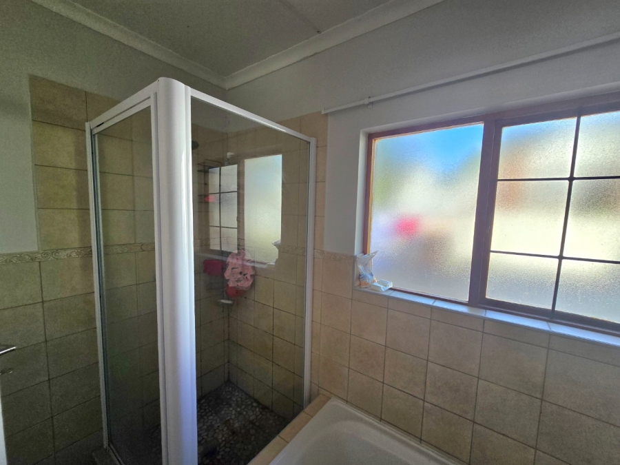 3 Bedroom Property for Sale in Hillside View Free State